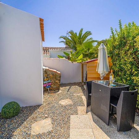 L'Ile D'Yeu, Vos Prochaines Vacances - Velos Inclus Port-Joinville Exterior photo